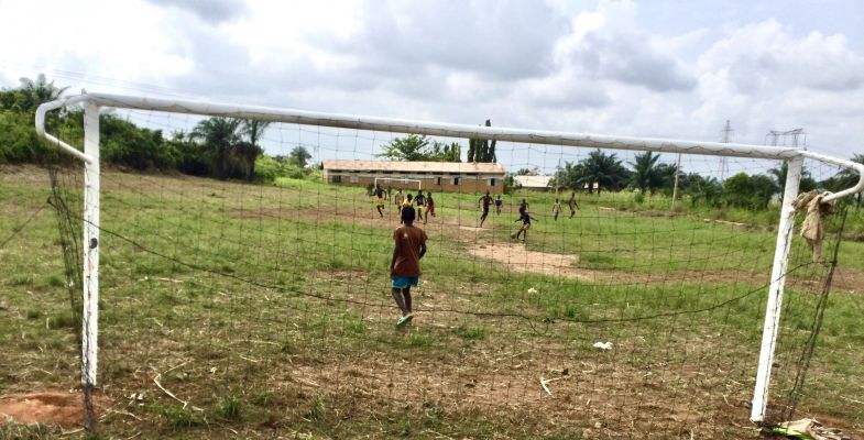 Inauguration d'un terrain de football à Gbada