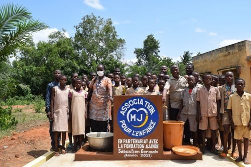 Réception provisoire de 4 puits d'eau dans la commune de HOUYEOGBE