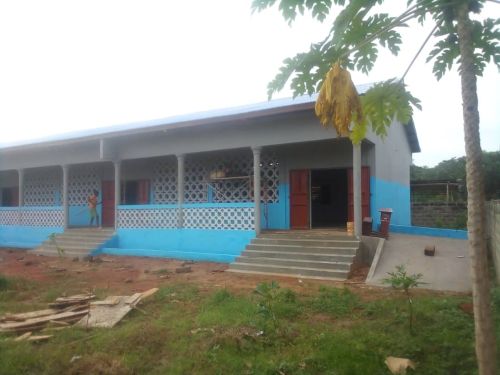 Evolution des travaux : Ecole primaire Hozin dans la commune de DANGBO