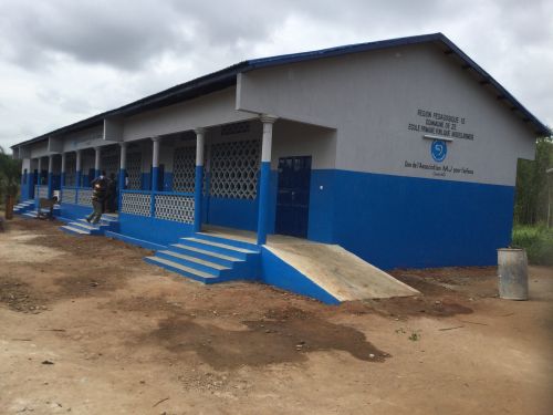 Inauguration d'une école primaire à Akouèdjromèdé dans la commune de ZE