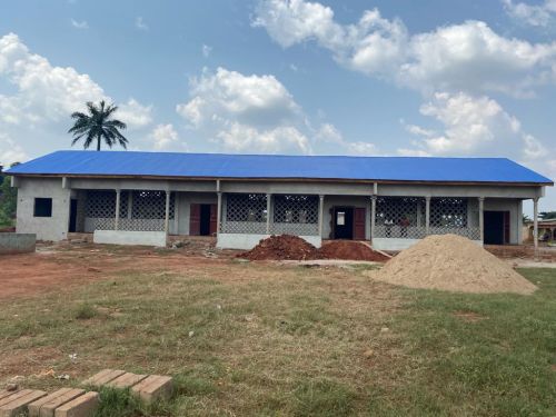 Evolution des travaux : école primaire à Ifangni