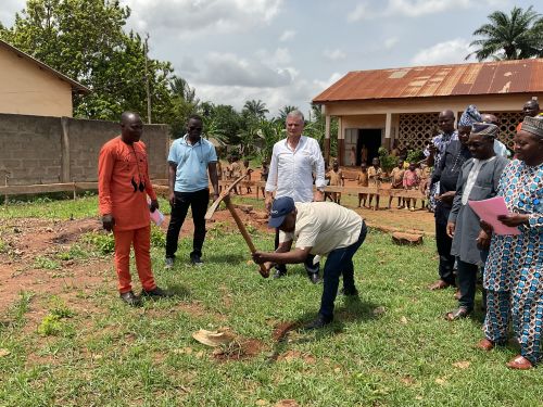 Lancement des travaux pour la construction d'une école à DAAGBE NAGOT-IFANGNI