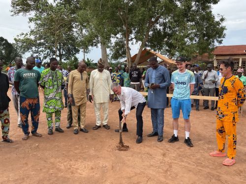 ÉCOLE A COLLI - LANCEMENT DES TRAVAUX