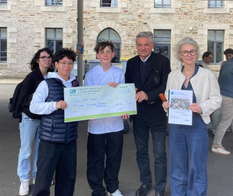 Remise d’un chèque de 500 €
